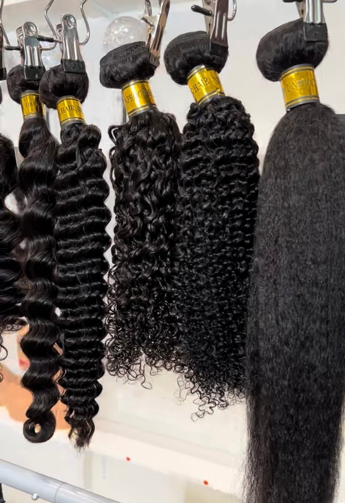 Straight 9A Brazilian Human Hair Bundle (99J)